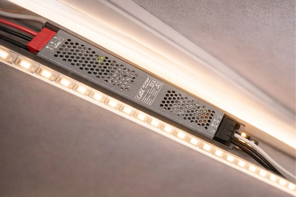Cata 33 Amper Şerit Led Trafosu ( 400w ) (Süper Slim Fansız) Klemensli CT-2570